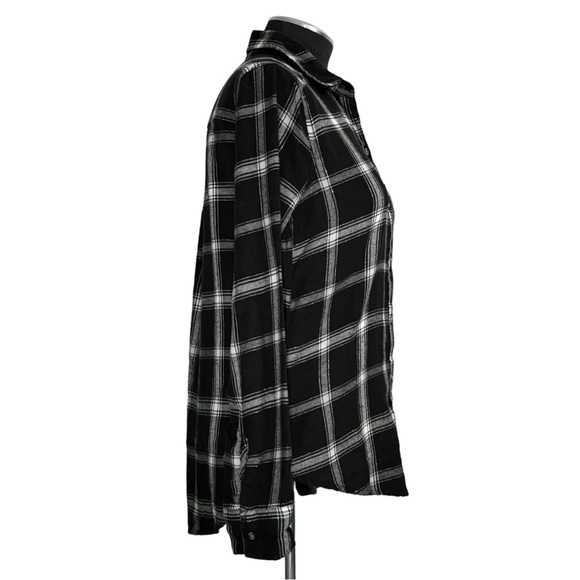 Hollister - Black and White Plaid Flannel Button Down Shirt - Small - Picture 4 of 8